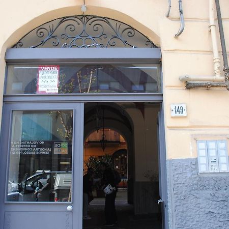 Appartamento A Cas' E Mari Naples Luaran gambar