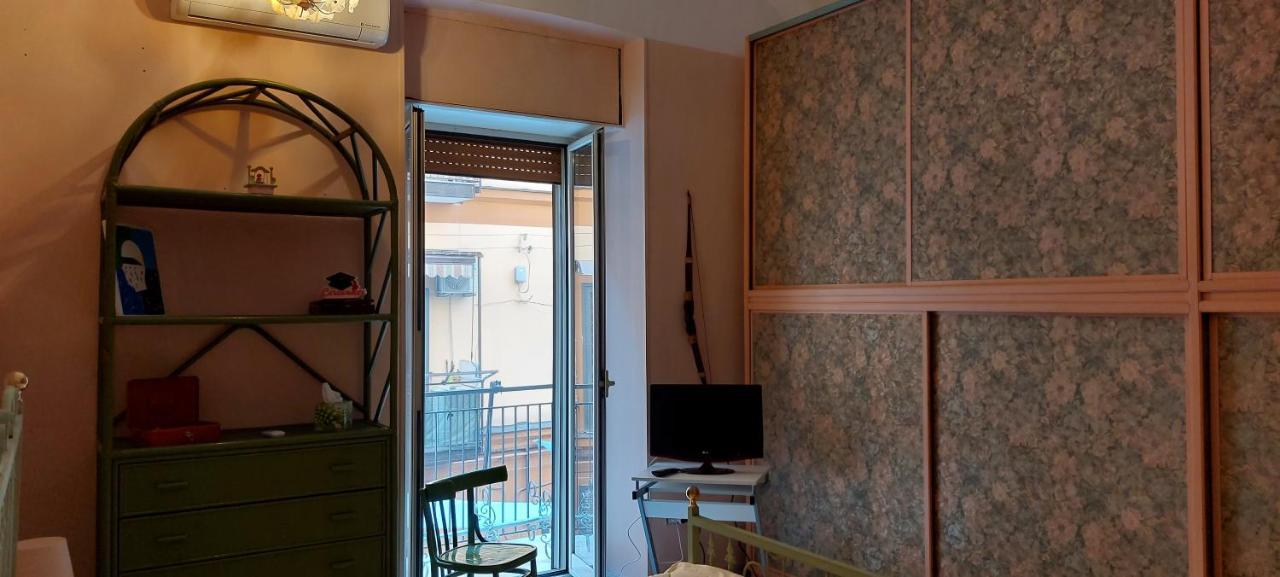 Appartamento A Cas' E Mari Naples Luaran gambar