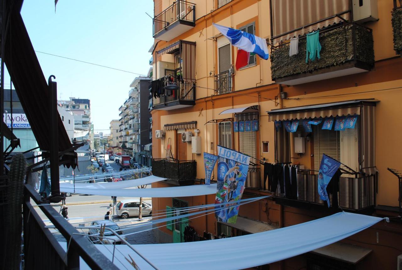 Appartamento A Cas' E Mari Naples Luaran gambar