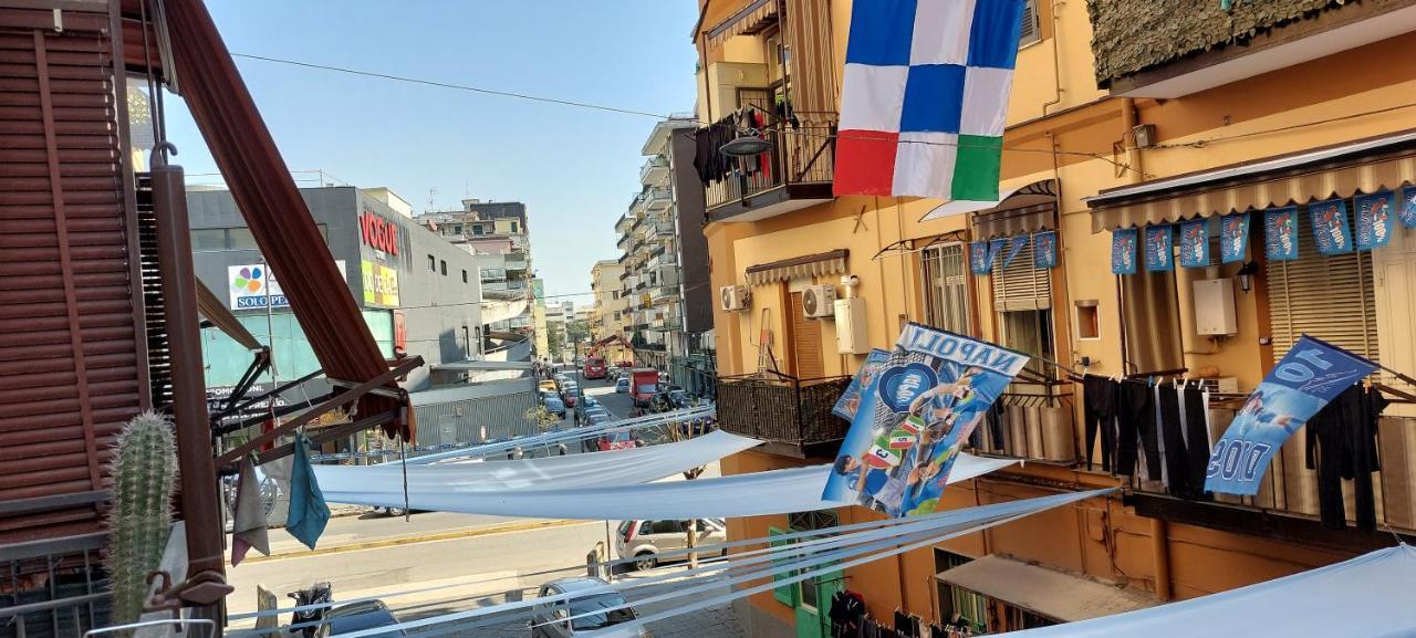 Appartamento A Cas' E Mari Naples Luaran gambar